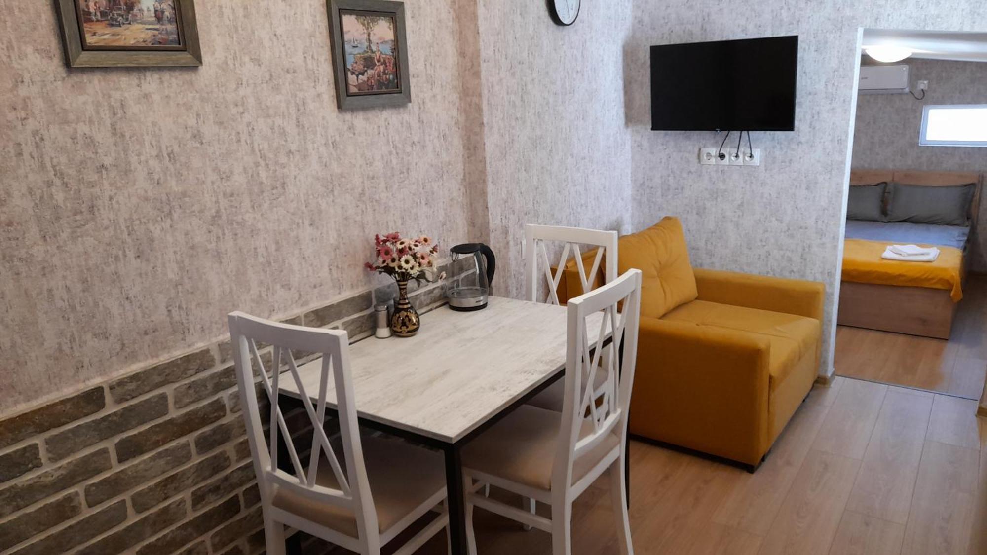 Sweet Home Apartment Tbilisi Eksteriør billede